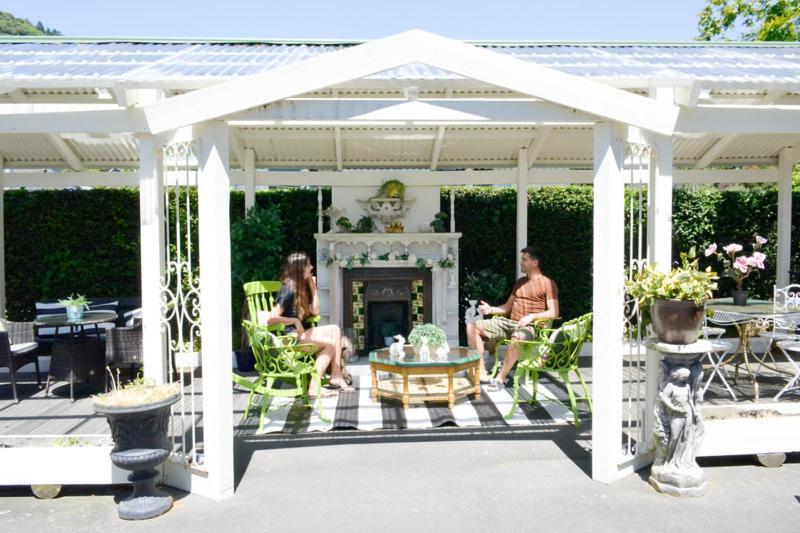 Enchanted Escape Picton Exterior photo